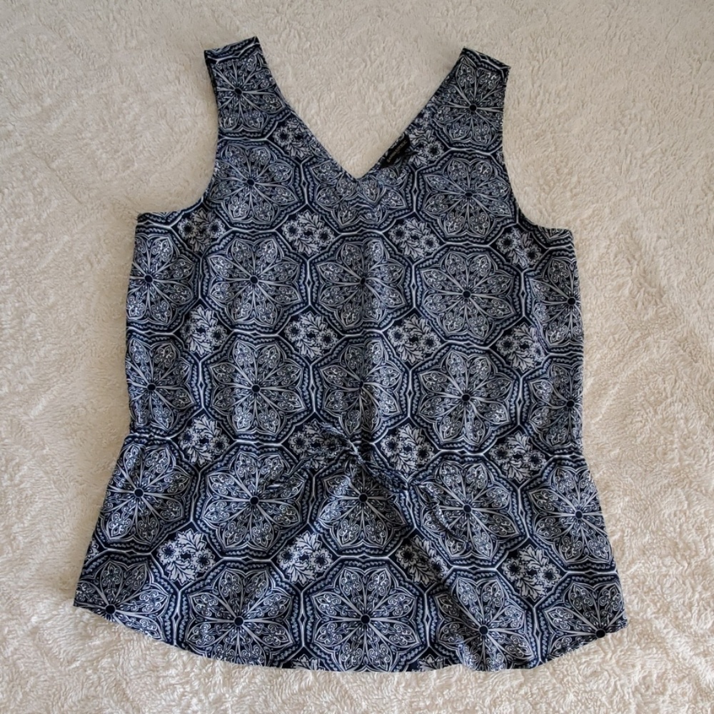 Sleeveless top.